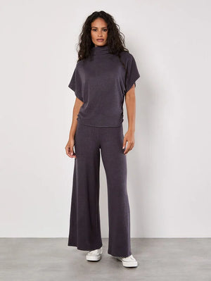 Soft Touch Wide Leg Pant