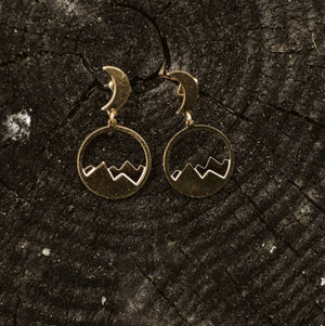 Made of Mountains - Gold 1/2 moon studs